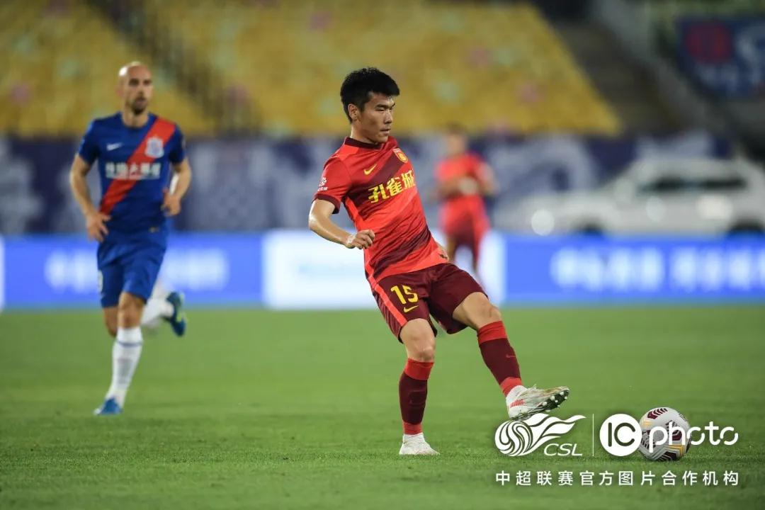 ملخص مباراة ريال مدريد ومانشستر سيتي 3-3مباراة أسطورية تنتهي بالتعادل في ذهاب دوري الأبطال